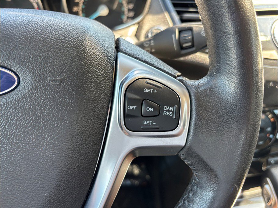 Used 2017 Ford Fiesta Titanium FWD image 23