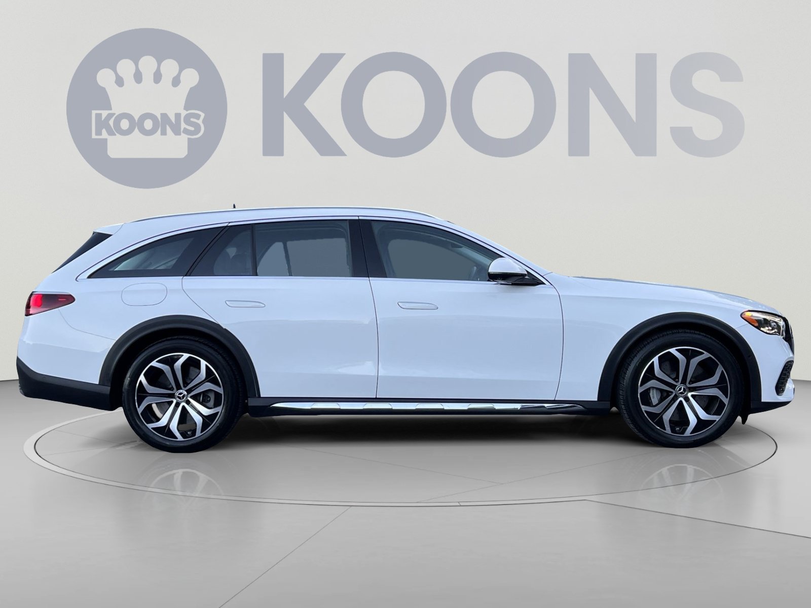 Certified 2025 Mercedes-Benz E 450 4MATIC All-Terrain Wagon image 12