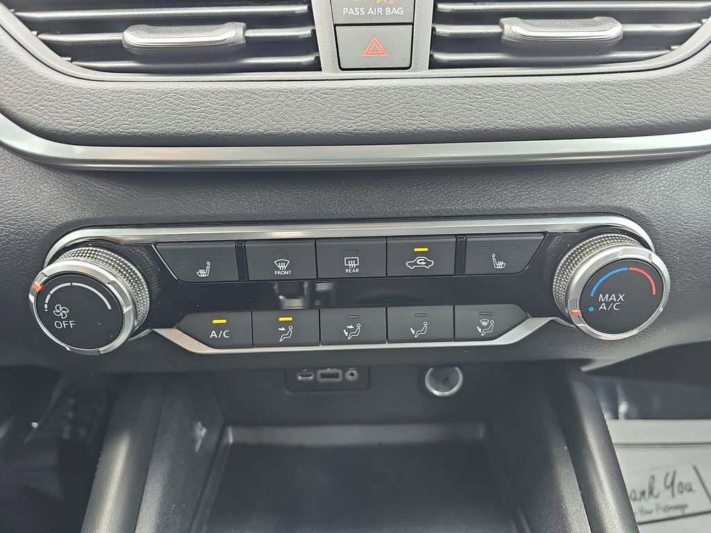 Used 2019 Nissan Altima 2.5 SR w/ SR Premium Package FWD image 28