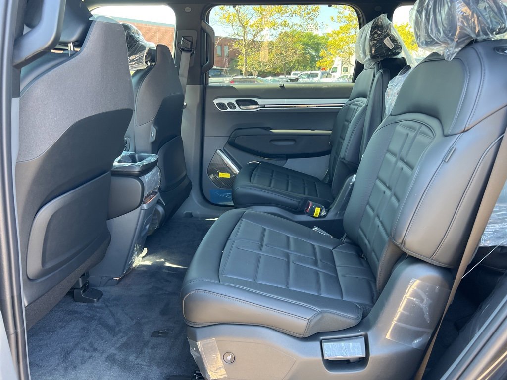 New 2026 Kia EV9 Land image 12