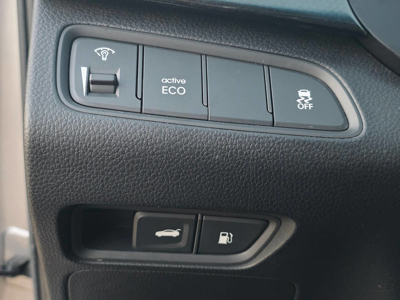 Used 2012 Hyundai Azera image 40