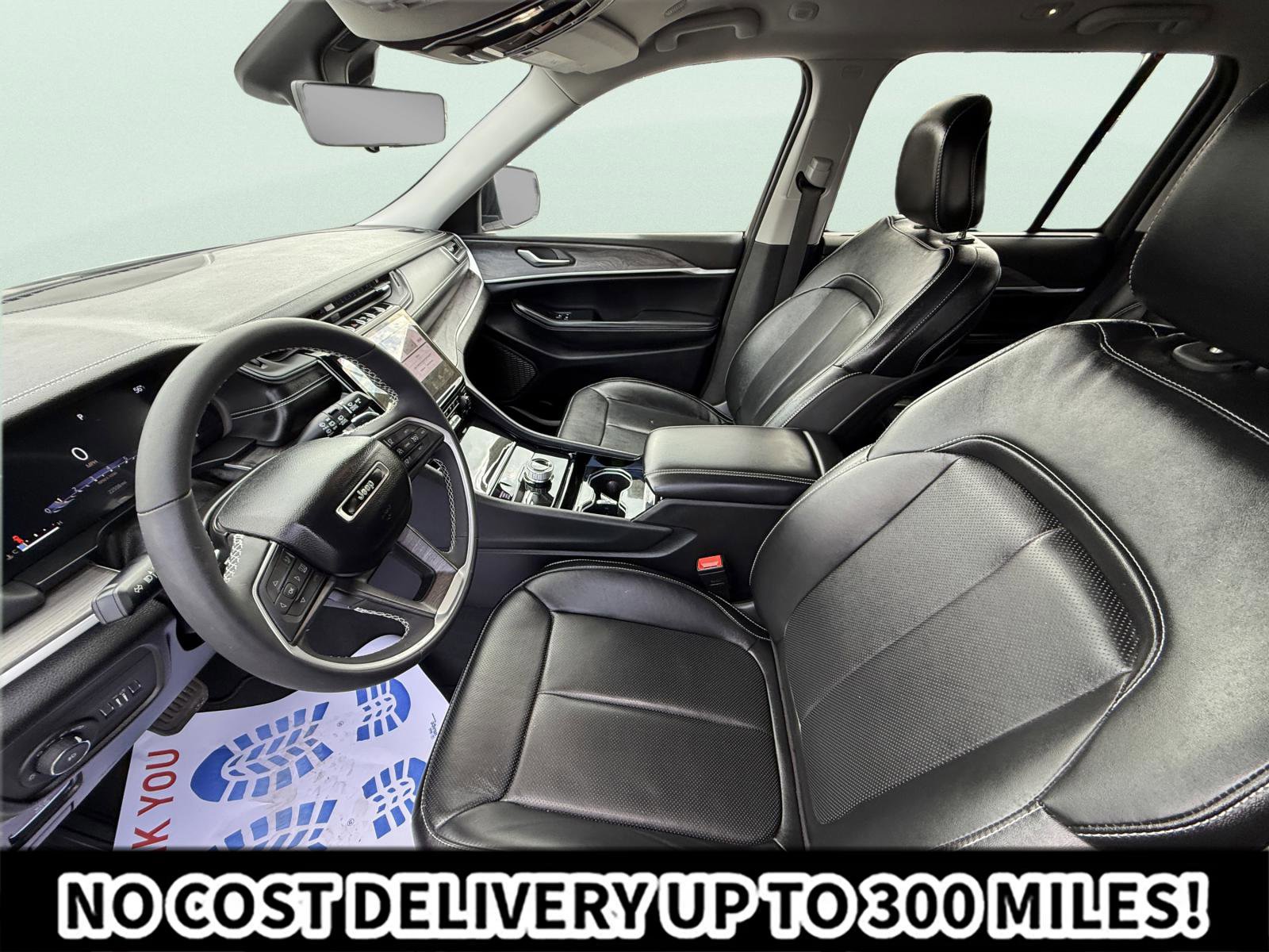 Used 2023 Jeep Grand Cherokee Limited w/ Luxury Tech Group II AWD/4WD image 9