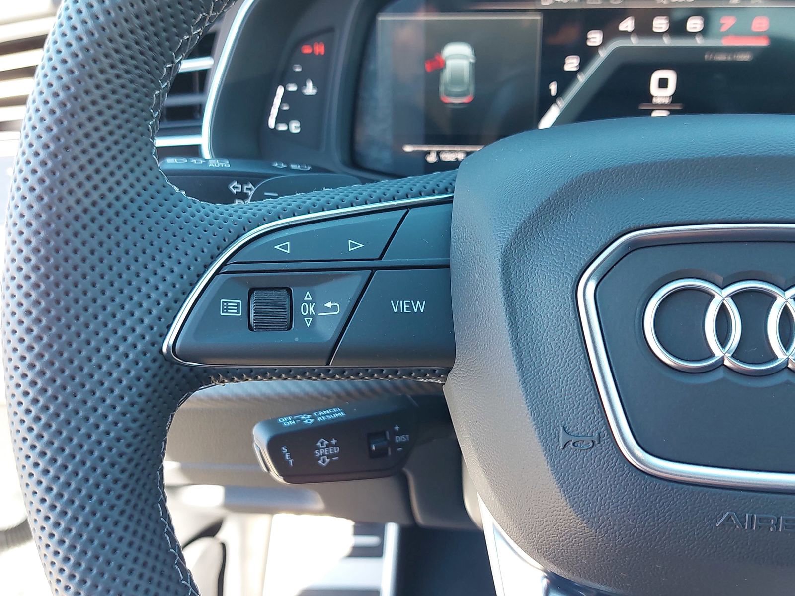 New 2026 Audi SQ8 Prestige image 17