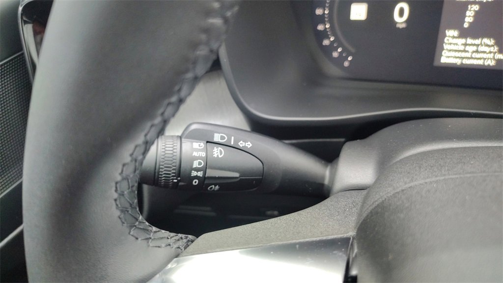 New 2026 Volvo XC40 B5 Core w/ Climate Package image 16