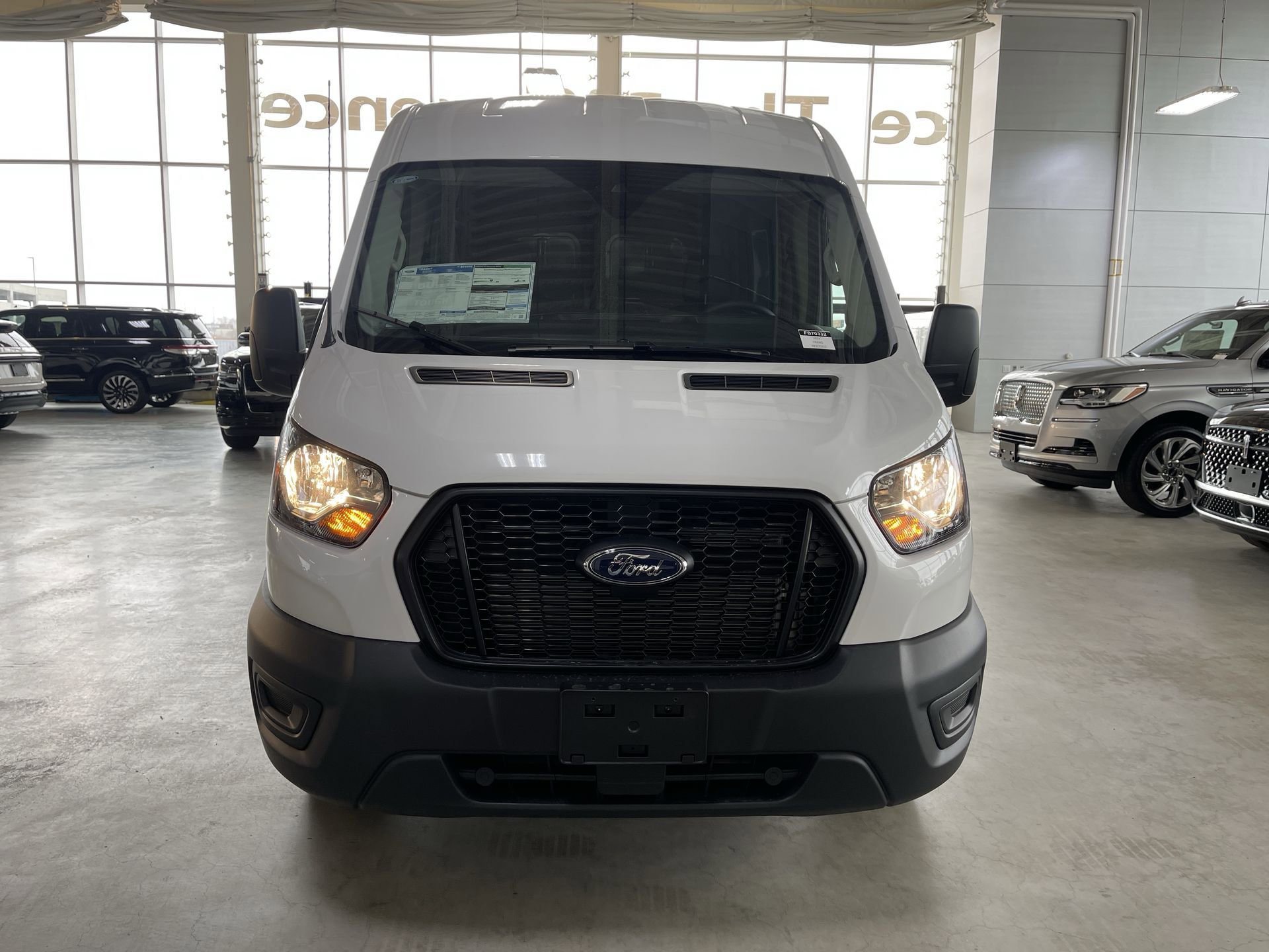 New 2024 Ford Transit 250 148 Medium Roof image 13