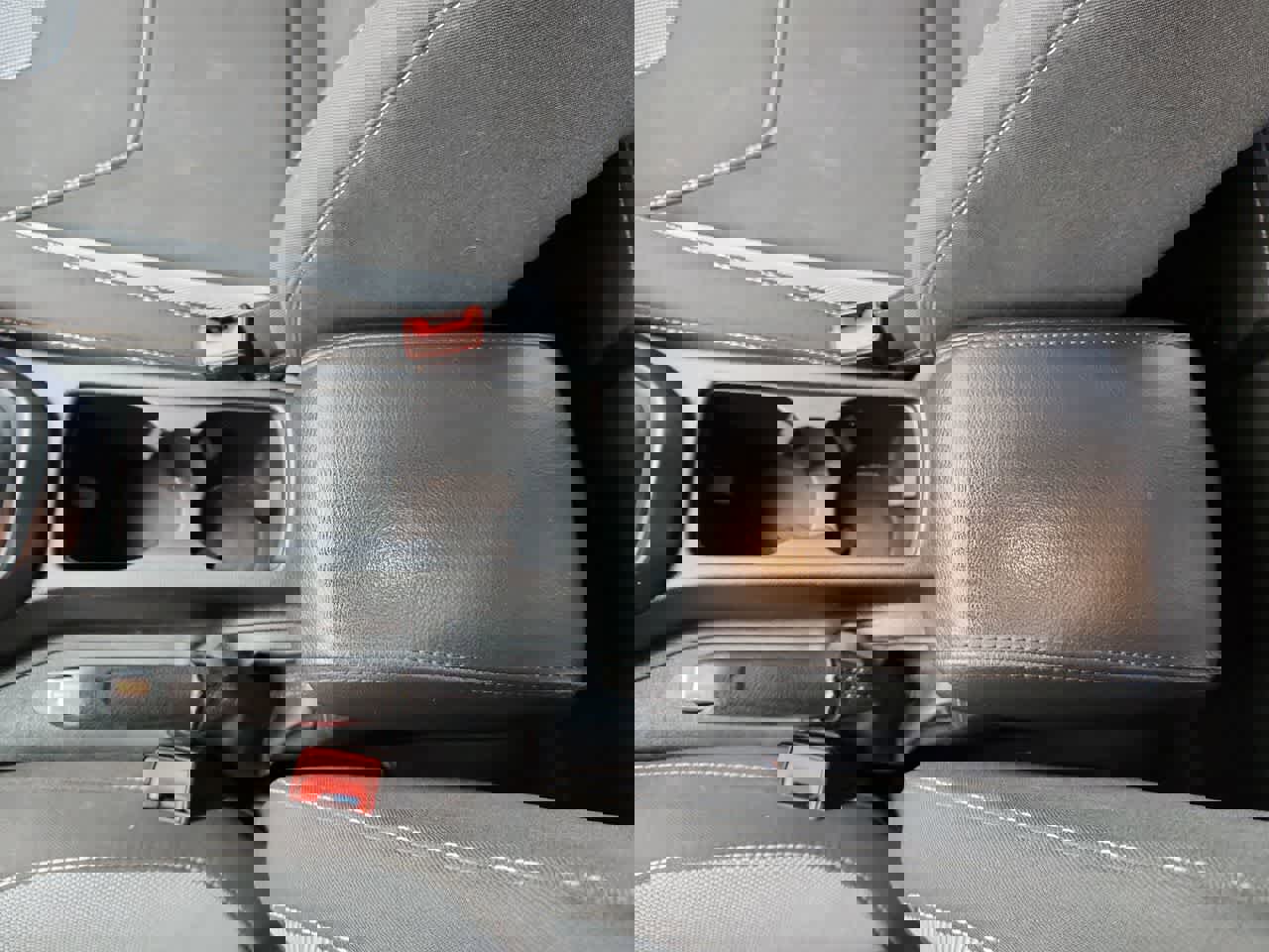 Used 2018 Ford Focus ST image 20