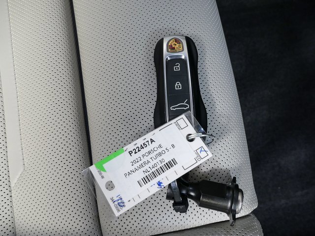Certified 2022 Porsche Panamera Turbo S image 38
