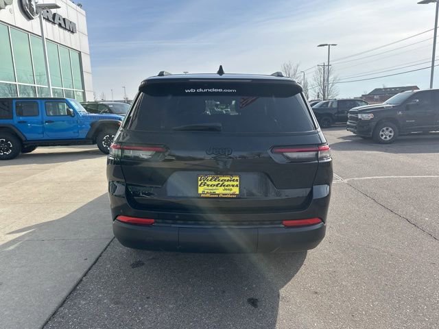 Used 2024 Jeep Grand Cherokee L Laredo image 6