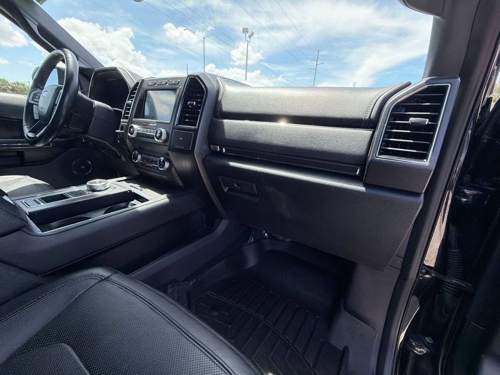 Used 2020 Ford Expedition Max Limited RWD image 31