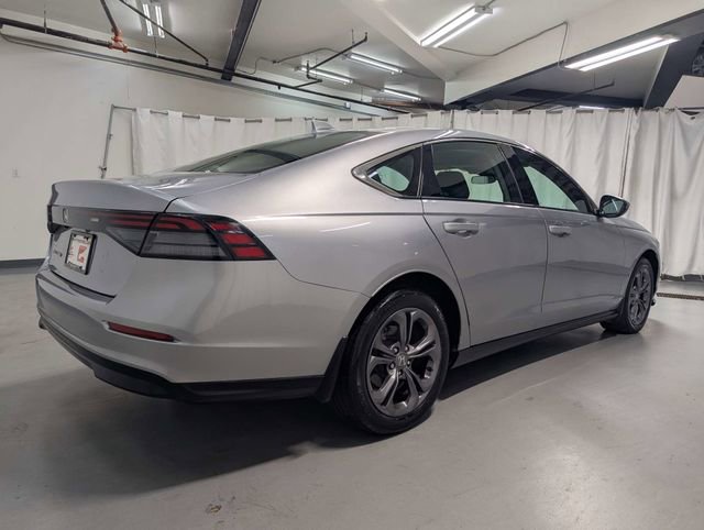 Used 2023 Honda Accord EX image 3