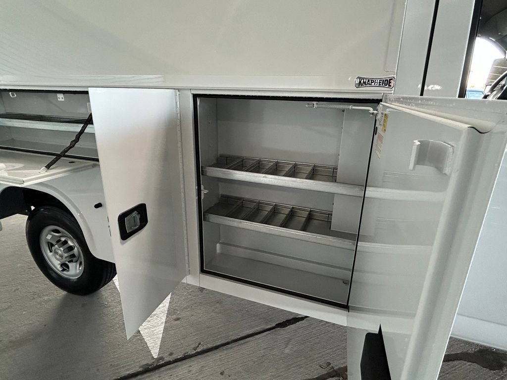 New 2026 Chevrolet Express 3500 w/ Power Convenience Package RWD image 39