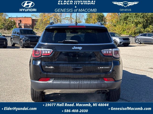 Used 2018 Jeep Compass Limited w/ Navigation Group AWD/4WD image 5