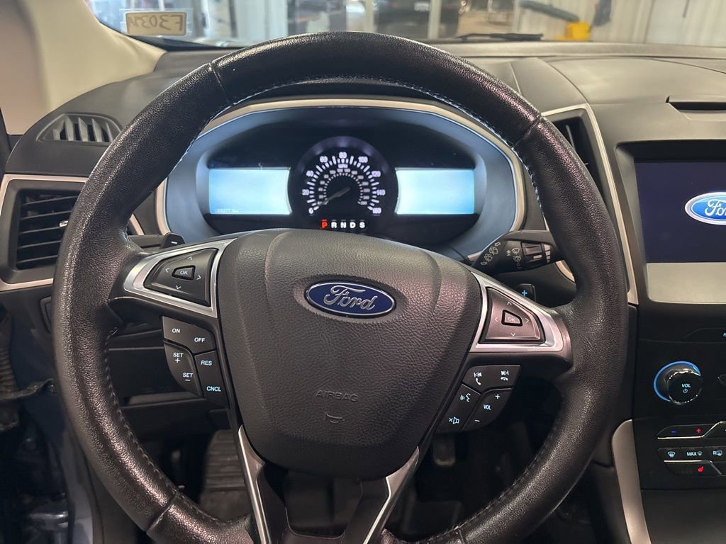 Used 2019 Ford Edge SEL w/ Equipment Group 201A image 19