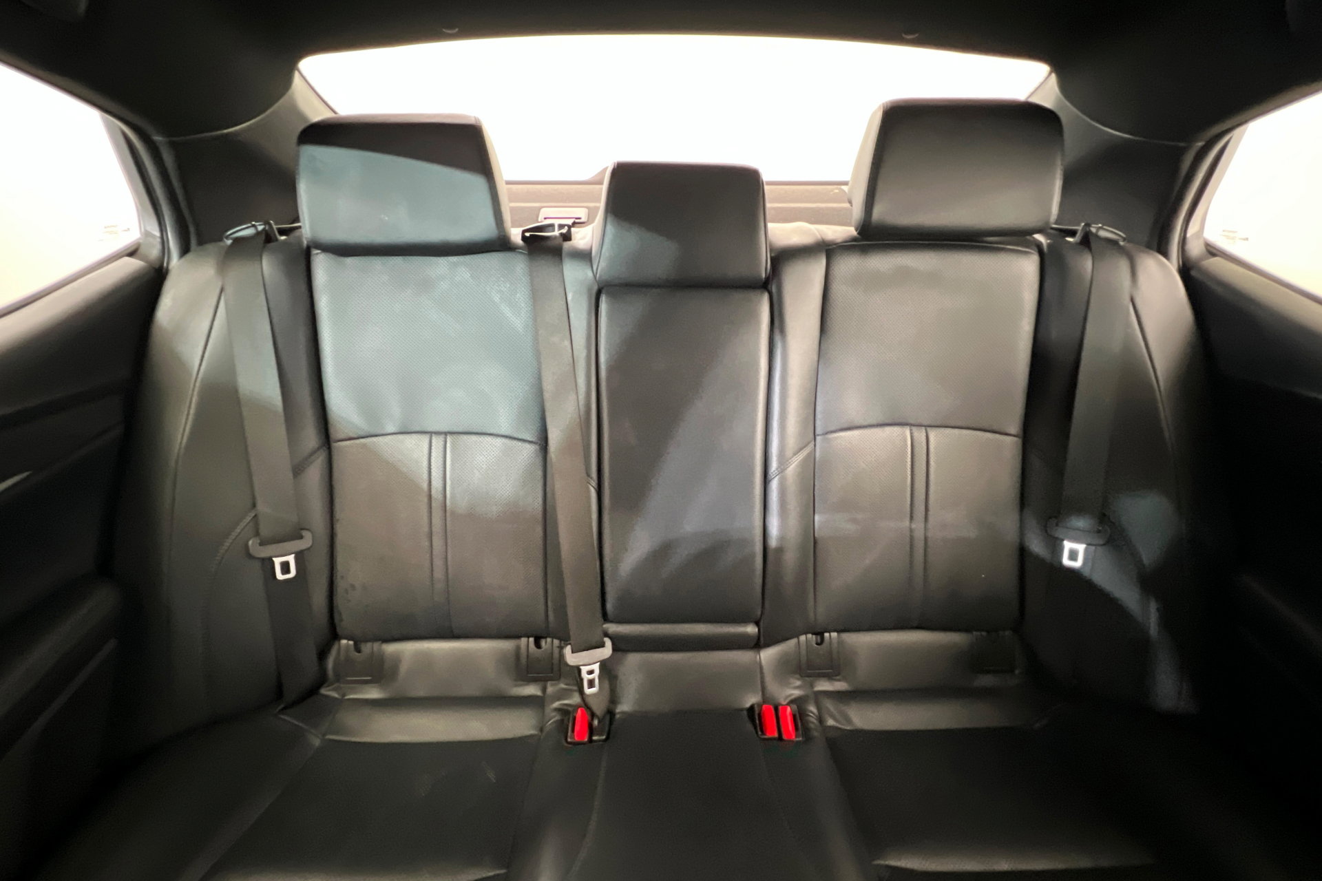 Used 2025 Toyota Camry XSE FWD image 25
