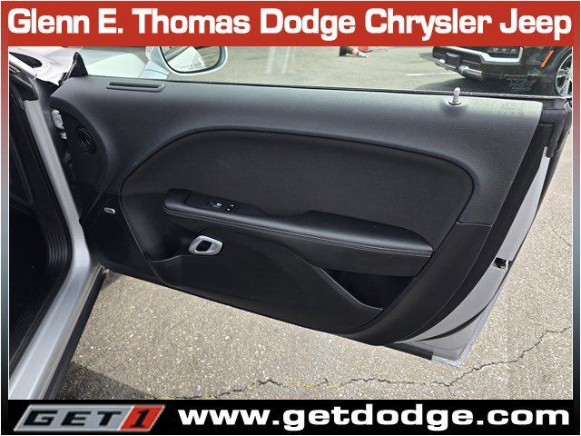 Certified 2023 Dodge Challenger SXT w/ Blacktop Package image 33