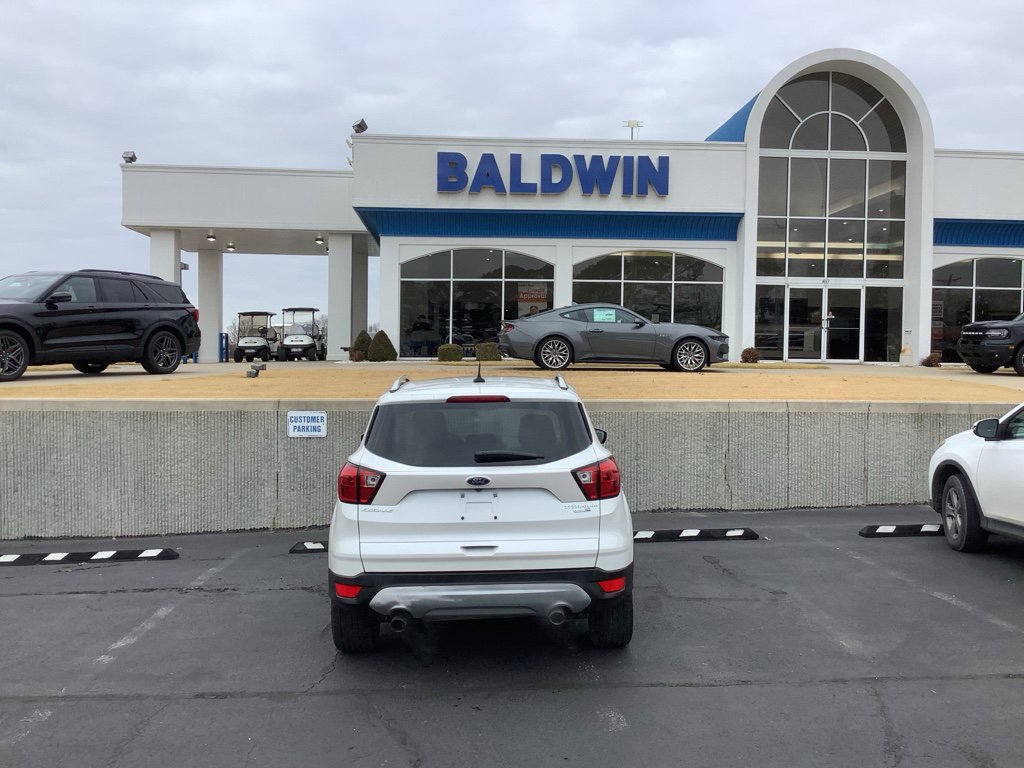 Used 2019 Ford Escape Titanium image 6