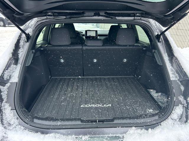 Used 2023 Toyota Corolla SE image 19