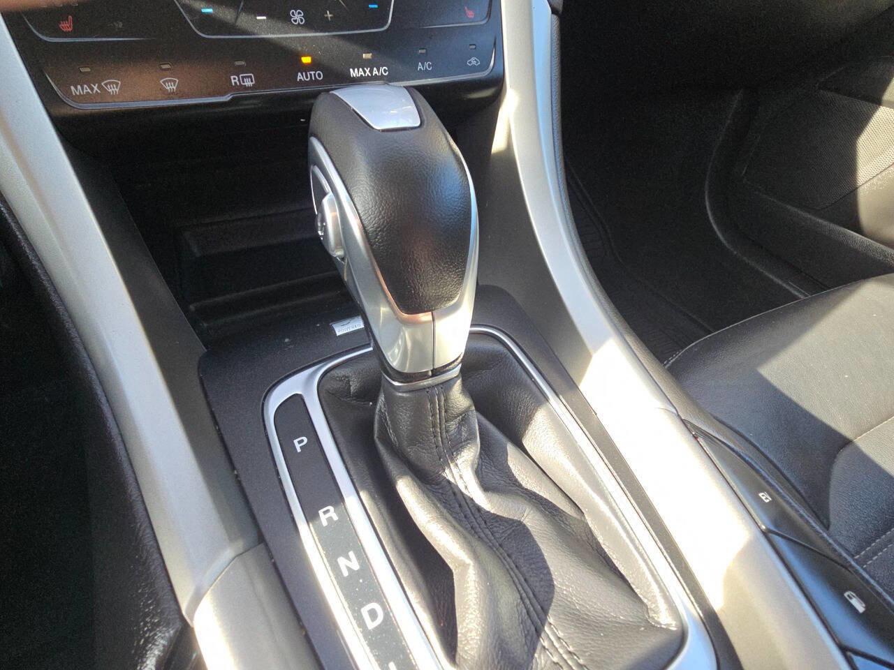 Used 2014 Ford Fusion Energi SE image 29