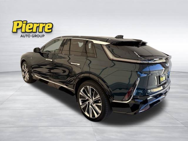 Used 2025 Cadillac Lyriq Luxury w/ LPO, Floor Liner Package AWD/4WD image 2