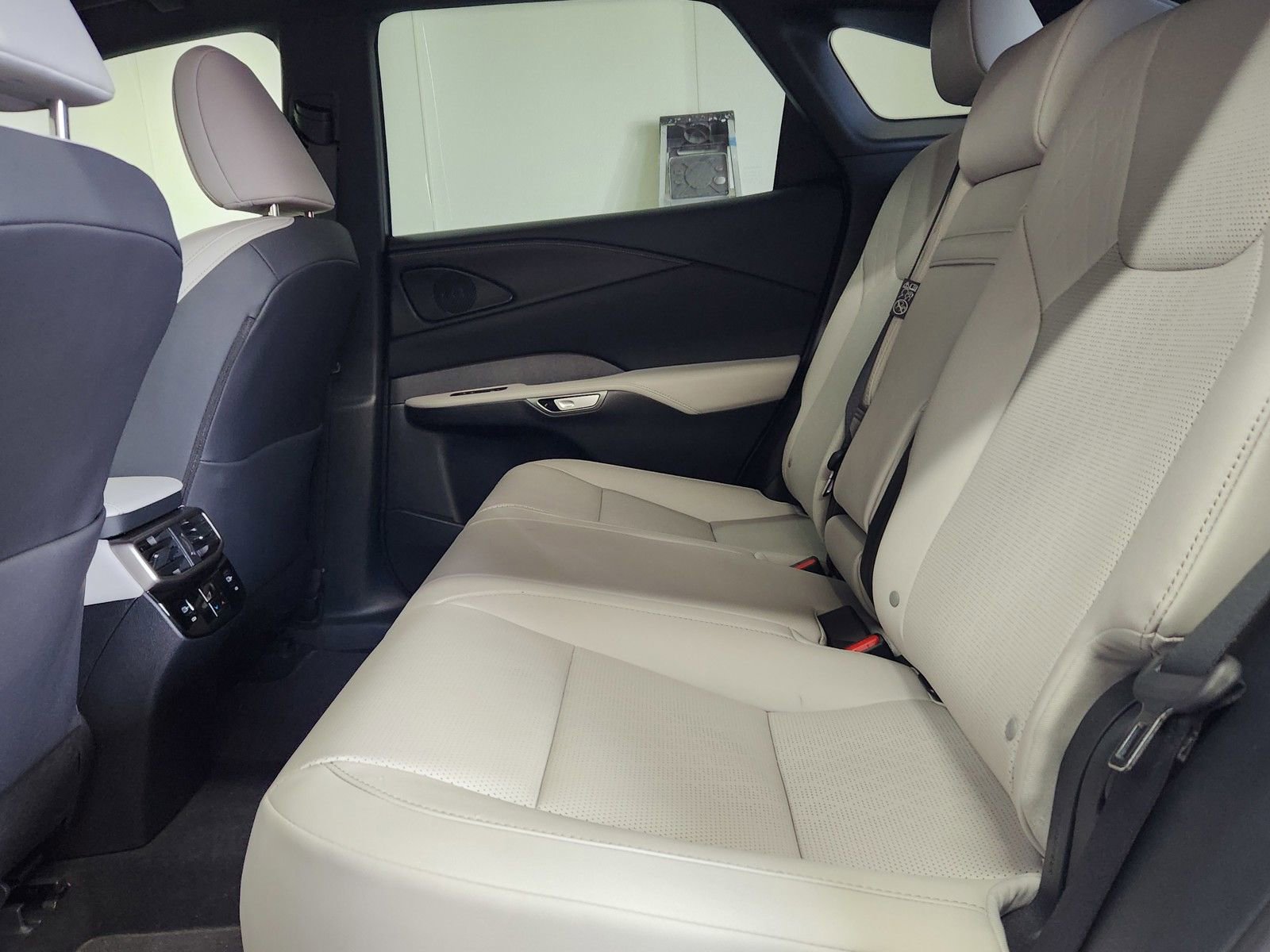 Used 2023 Lexus RX 350 Premium Plus w/ Accessory Package (Z1) image 18