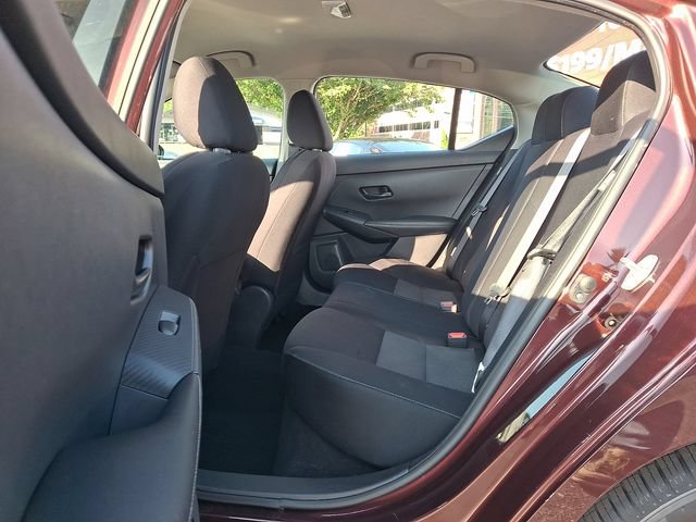 Used 2024 Nissan Sentra SV FWD image 10