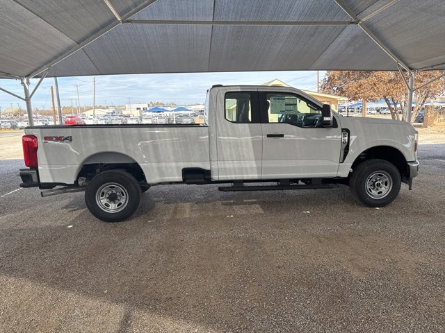 New 2026 Ford F250 XL w/ FX4 Off-Road Package image 9