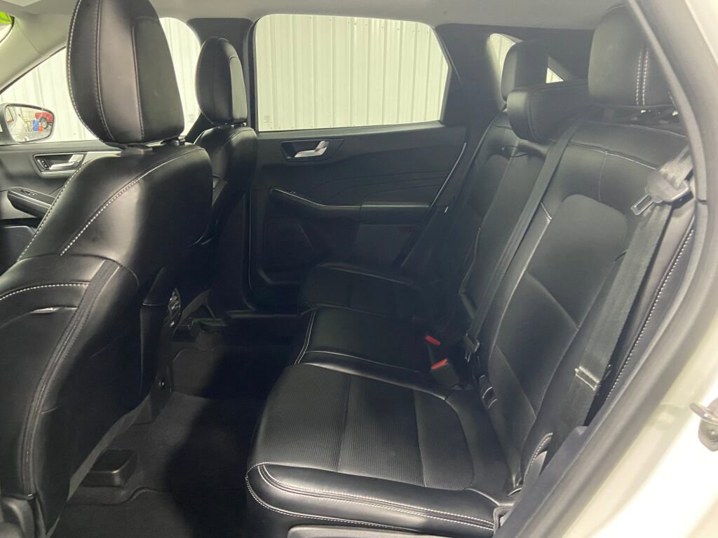 Used 2024 Ford Escape Platinum image 10