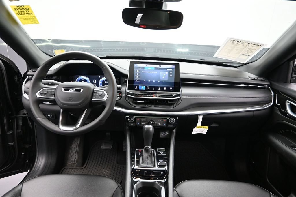 Used 2024 Jeep Compass Limited w/ High Altitude Package AWD/4WD image 21