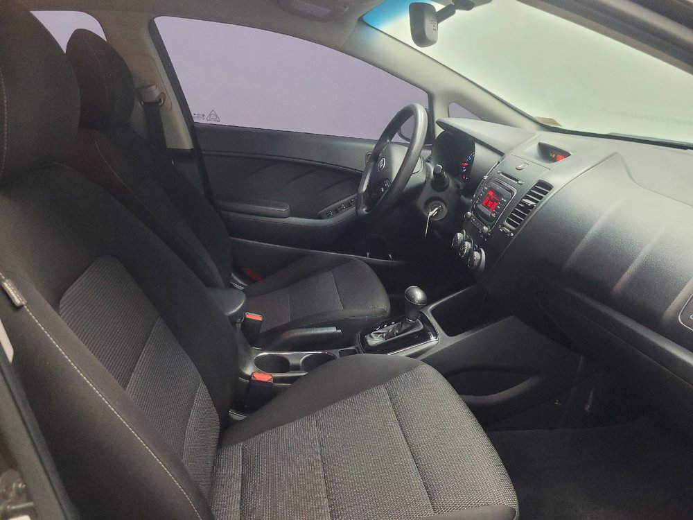Used 2017 Kia Forte LX FWD image 21