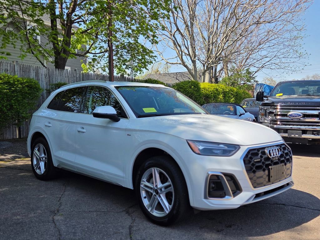 Used 2025 Audi Q5 e Premium Plus w/ Premium Plus Package AWD/4WD image 10