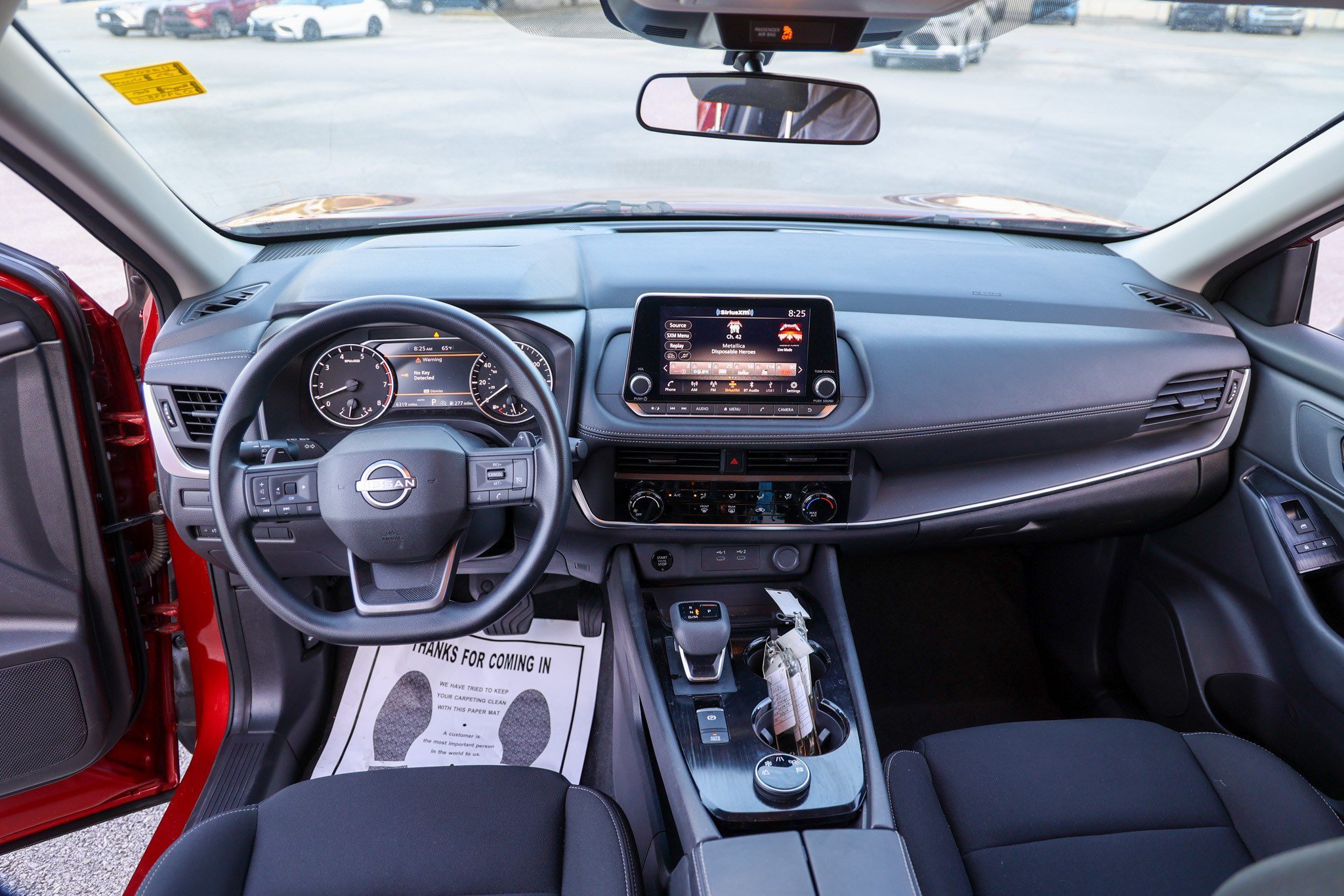 Used 2025 Nissan Rogue S AWD/4WD image 42