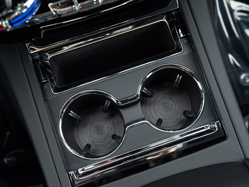 Certified 2026 Rolls-Royce Phantom Sedan w/ Leather Finishing Pack RWD image 41