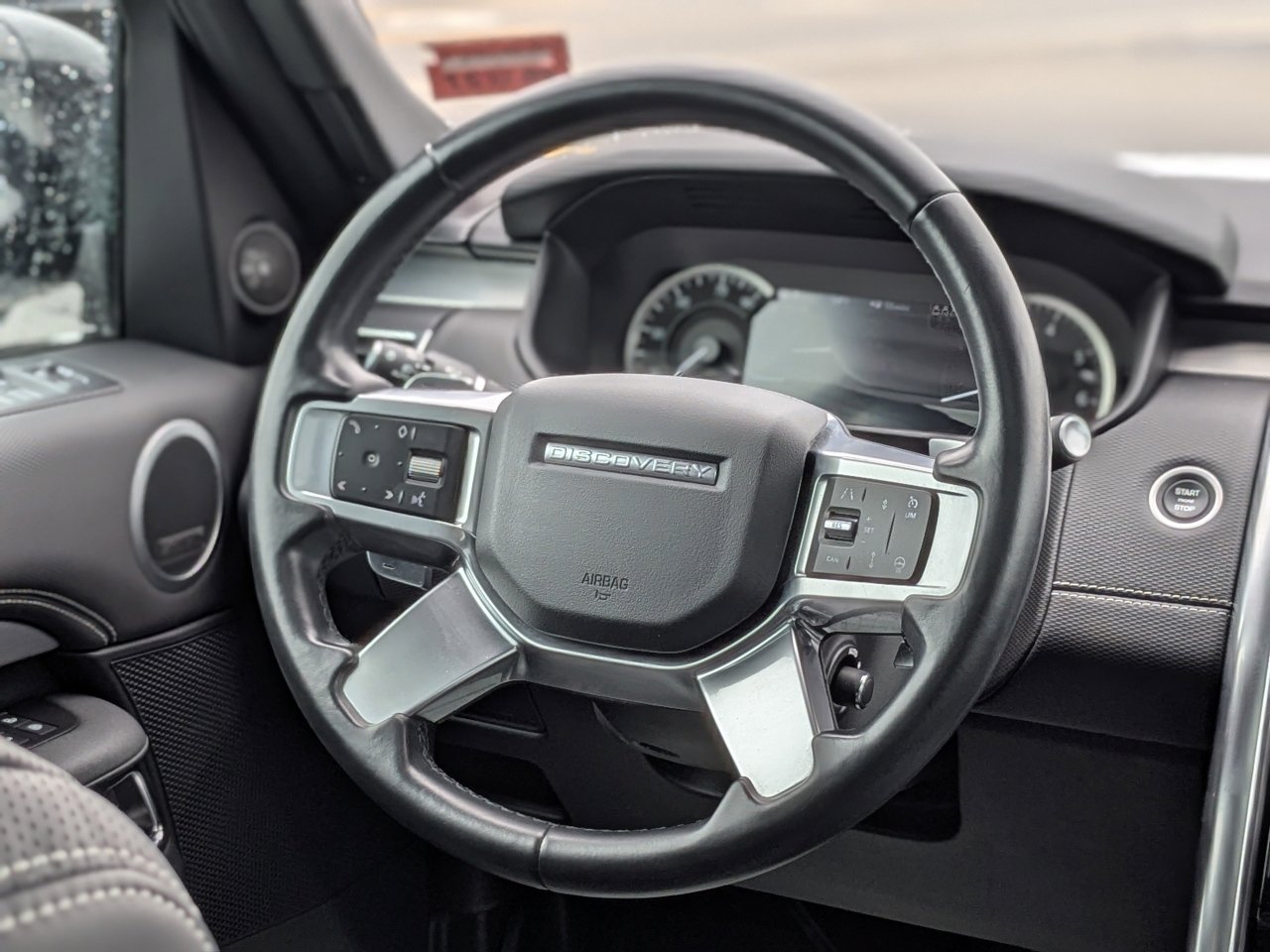 Used 2023 Land Rover Discovery S R-Dynamic AWD/4WD image 21