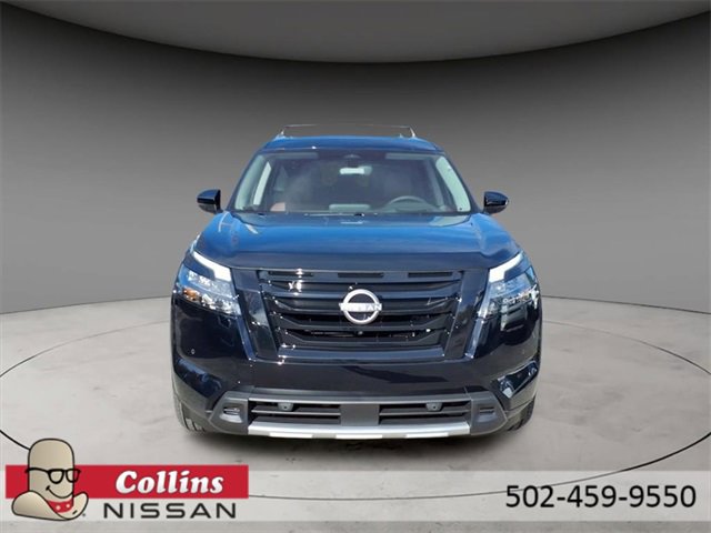 New 2025 Nissan Pathfinder Platinum image 16