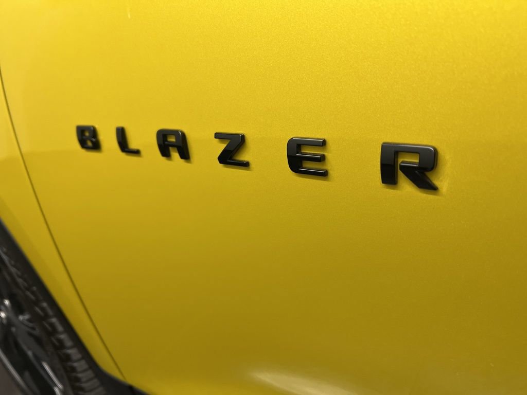 Used 2022 Chevrolet Blazer RS w/ Enhanced Convenience Package AWD/4WD image 37