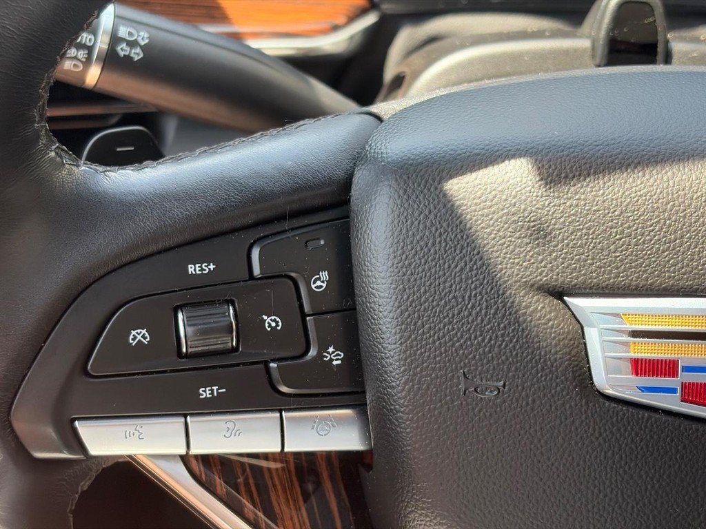 Certified 2023 Cadillac Escalade Premium Luxury AWD/4WD image 22