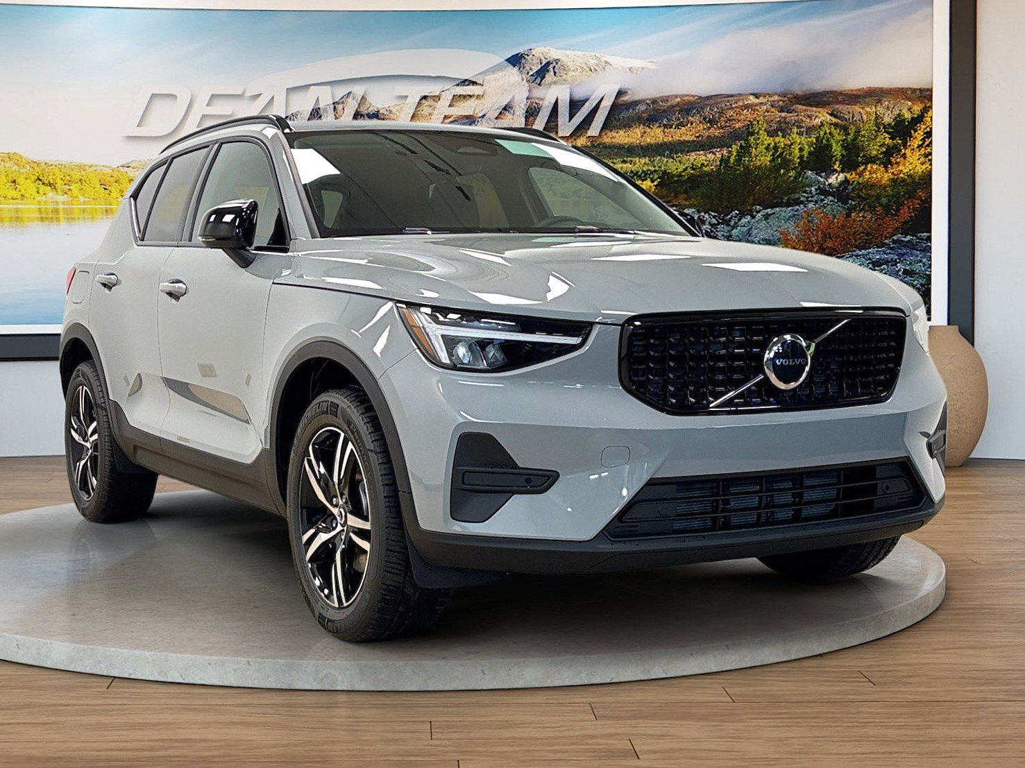 New 2026 Volvo XC40 B5 Core w/ Protection Package Premier AWD/4WD image 3
