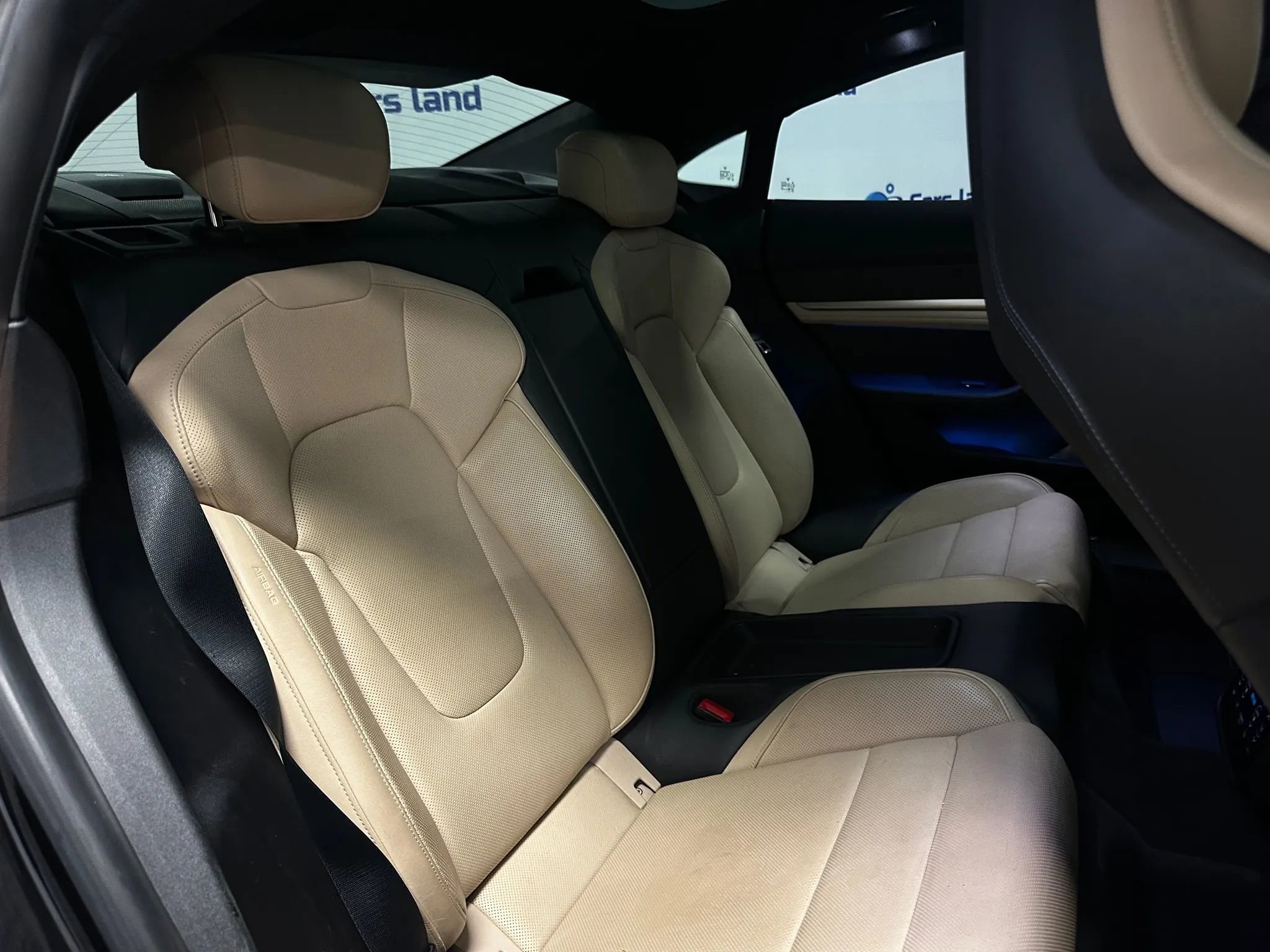 Used 2020 Porsche Taycan Turbo S image 22