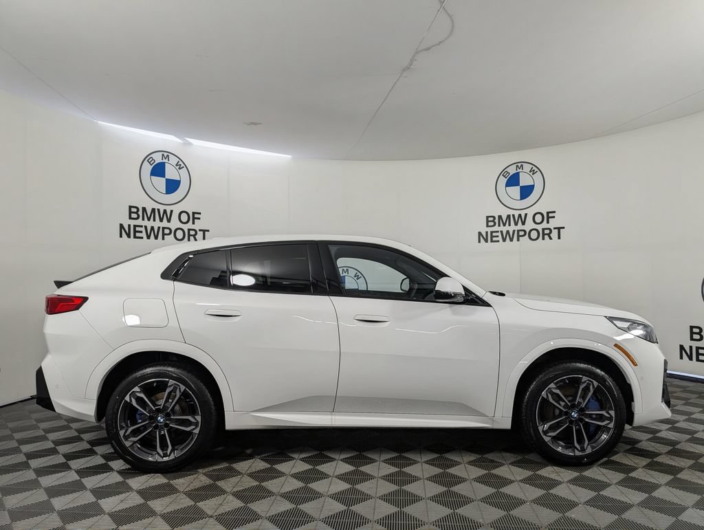 New 2026 BMW X2 xDrive28i w/ M Sport Package AWD/4WD image 5
