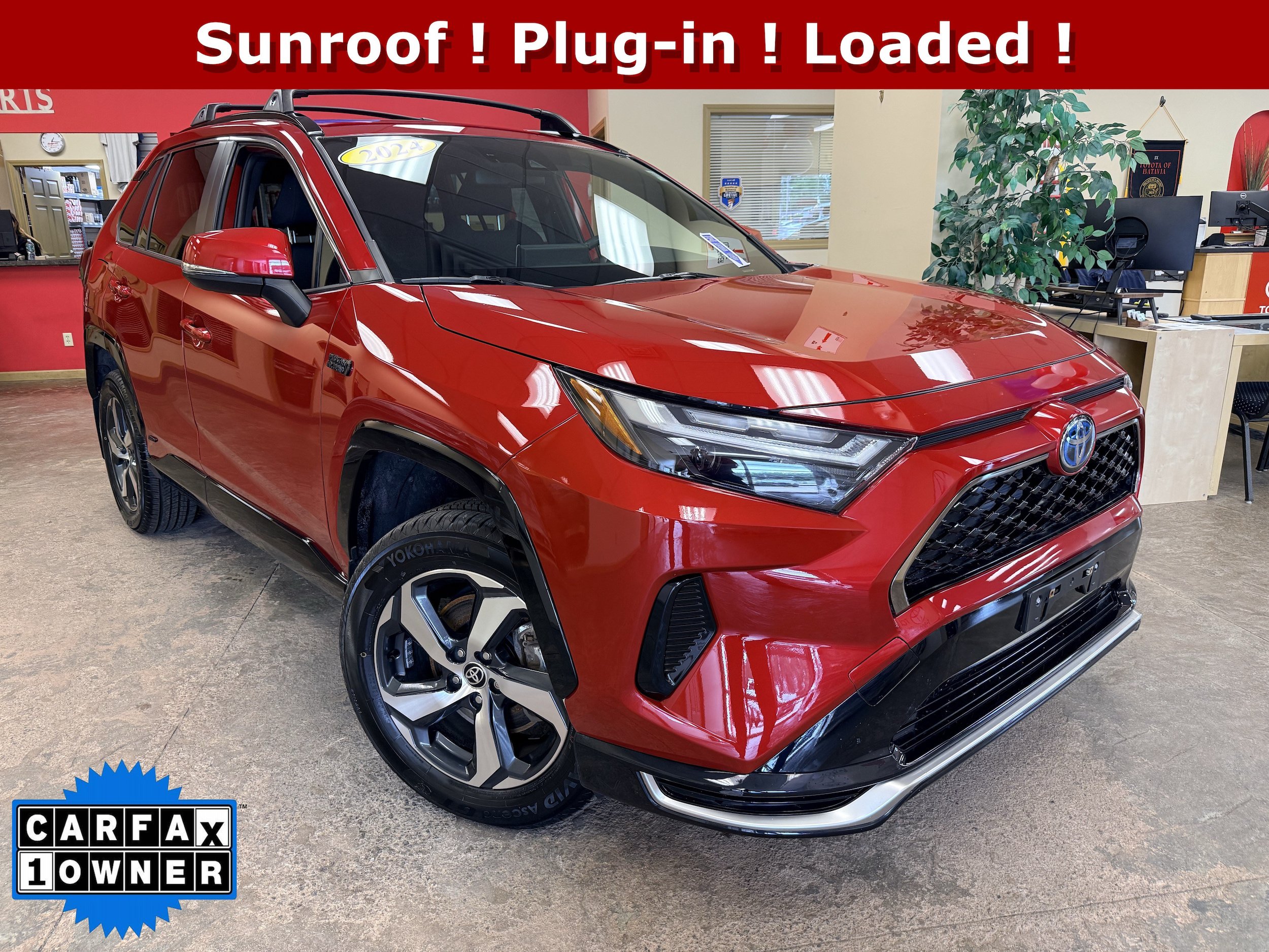 Used 2024 Toyota RAV4 SE w/ Weather & Moonroof Package