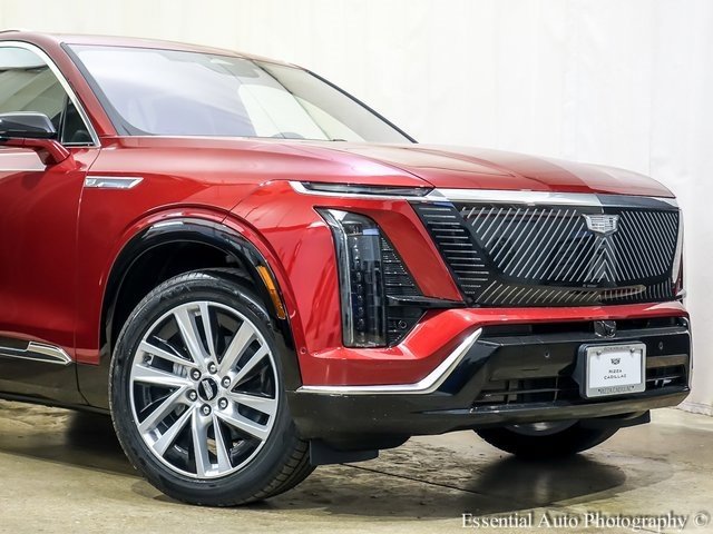 New 2026 Cadillac Vistiq Luxury w/ LPO, Floor Liner Package image 2