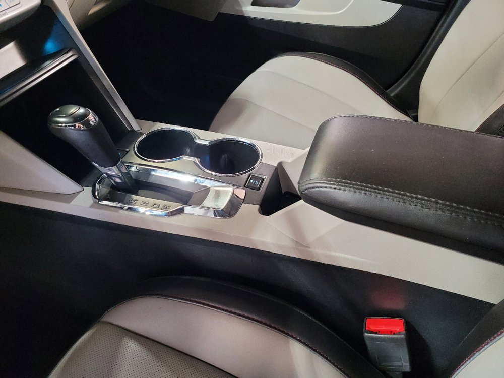 Used 2016 Chevrolet Equinox LTZ w/ Enhanced Convenience Package FWD image 26
