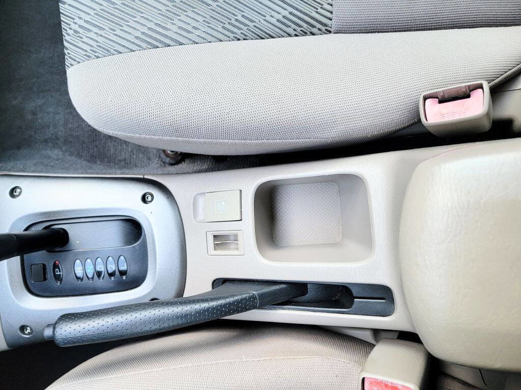 Used 2002 Toyota RAV4 2WD image 8