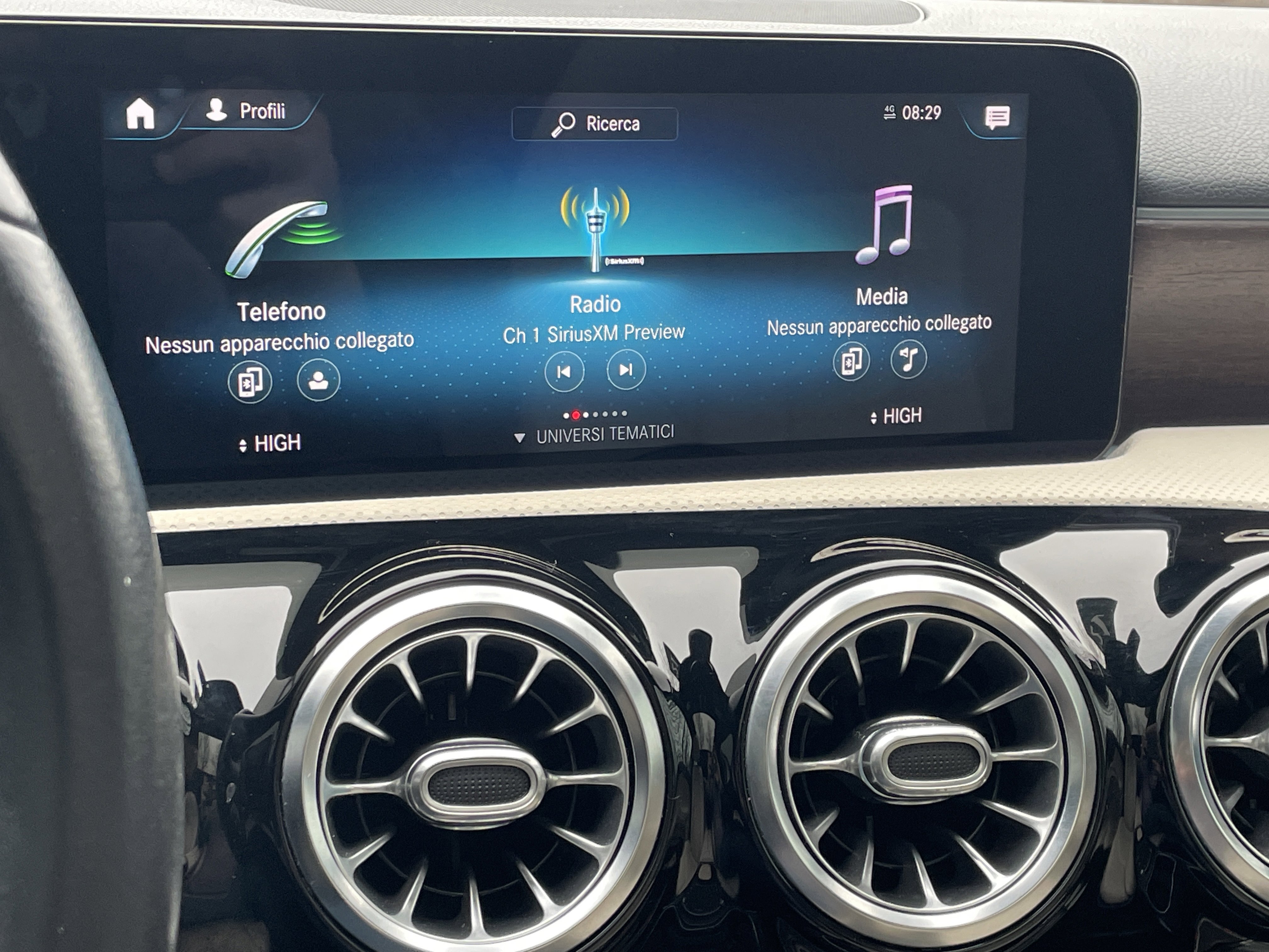 Used 2021 Mercedes-Benz A 220 image 30