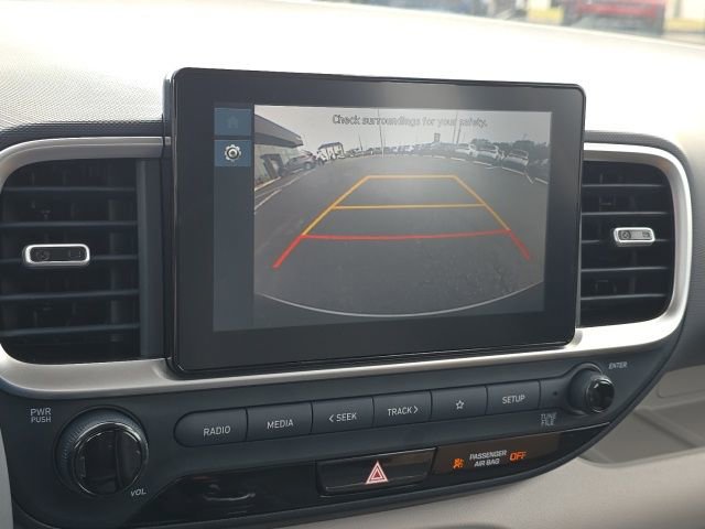 Used 2026 Hyundai Venue SEL image 12