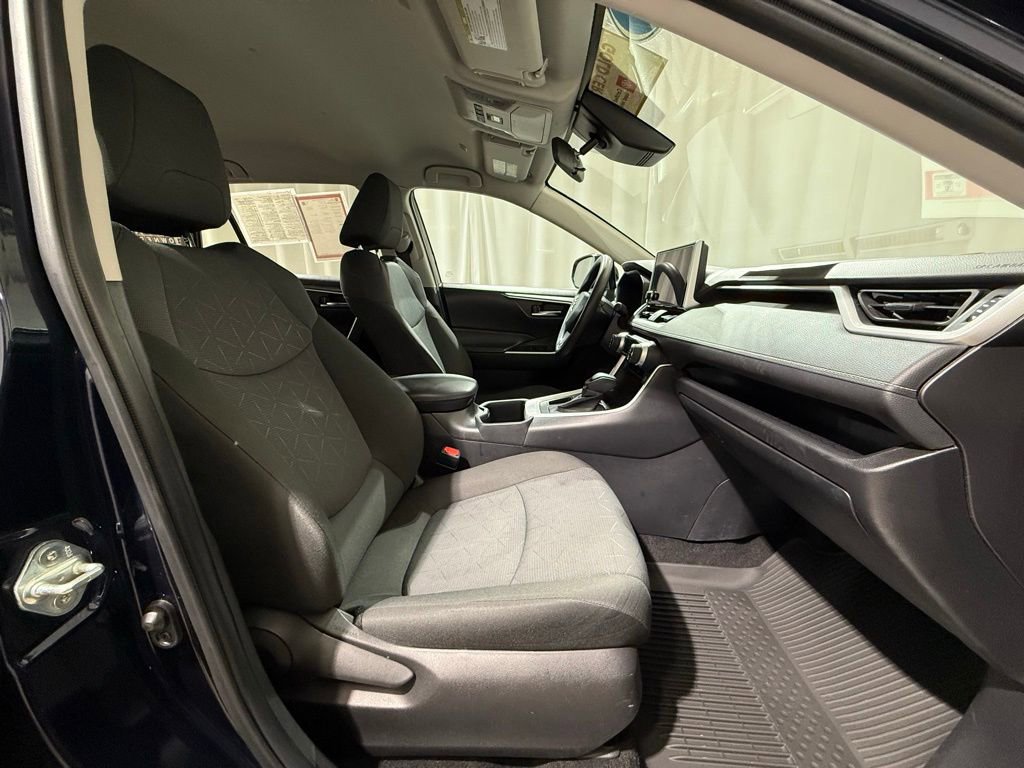 Certified 2024 Toyota RAV4 XLE FWD image 21