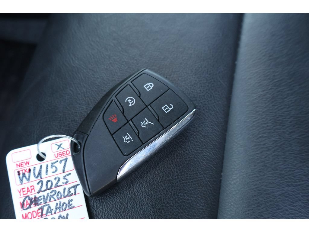 Used 2025 Chevrolet Tahoe Z71 AWD/4WD image 35