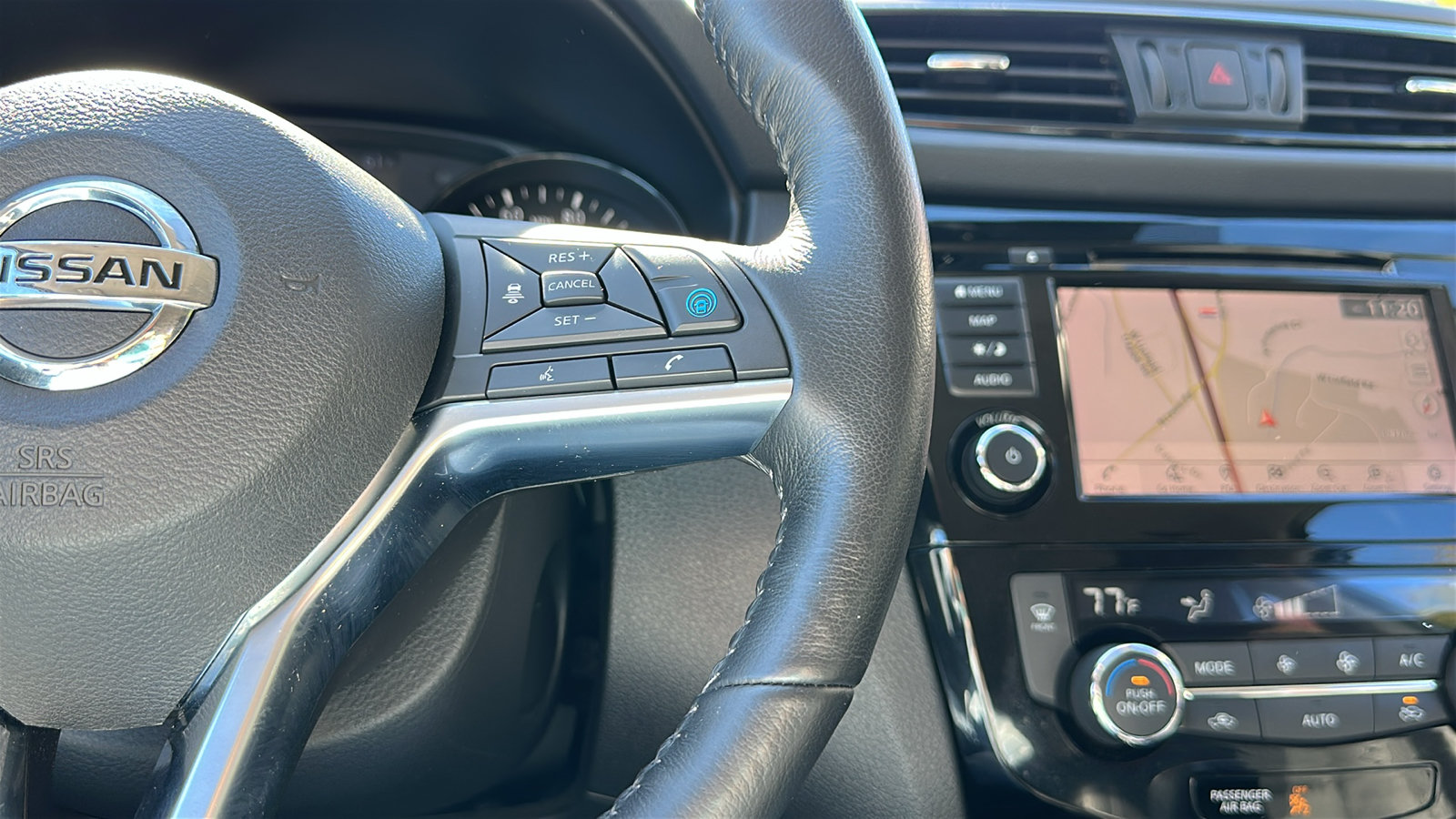 Used 2019 Nissan Rogue Sport SL AWD/4WD image 17