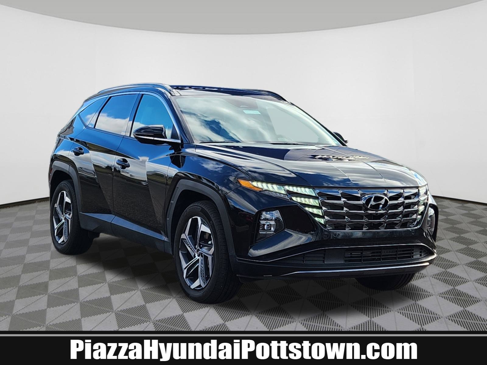 Certified 2024 Hyundai Tucson Limited image 1