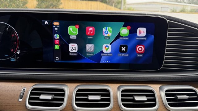 Used 2024 Mercedes-Benz GLS 450 4MATIC image 13